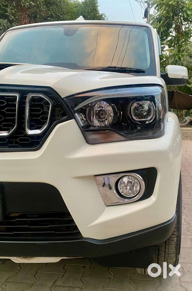 Mahindra Scorpio 2018 Diesel Manual Year