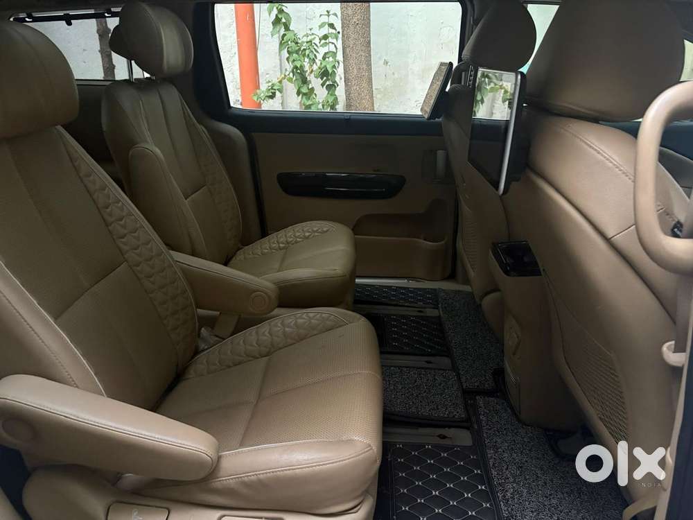 Kia Carnival Limousine Plus 7 Str, 2022, Diesel