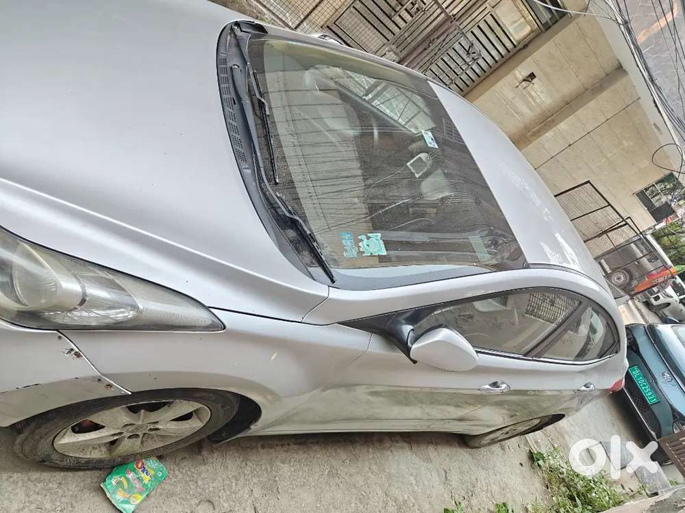 Elantra 2013- 80k Km Driven