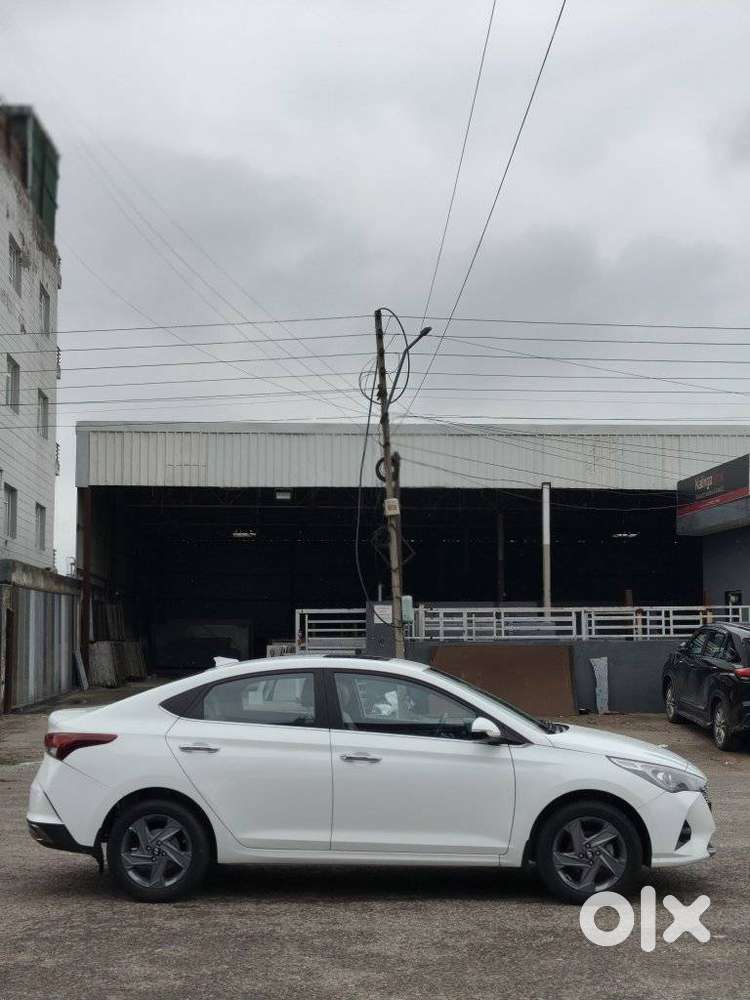 Hyundai Verna Sx 1.5 Petrol Ivt, 2021, Petrol