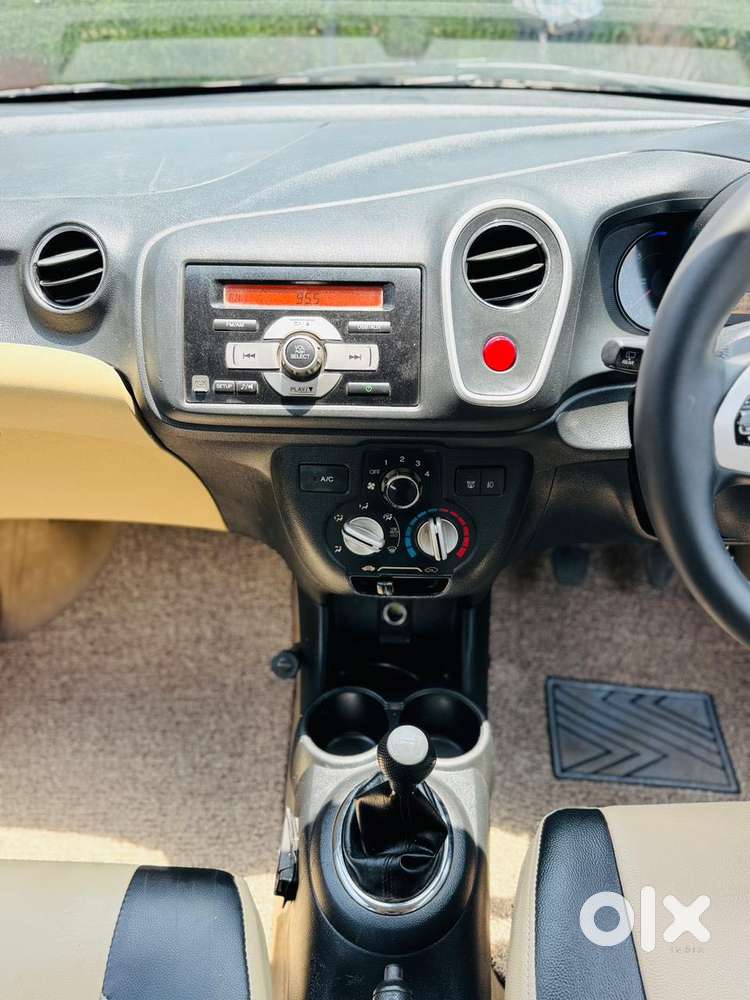Honda Mobilio V I-dtec, 2014, Diesel