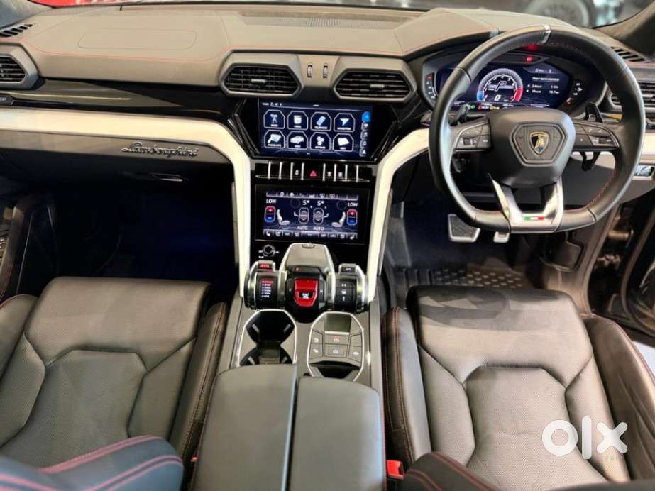 Lamborghini Urus V8, 2020, Petrol