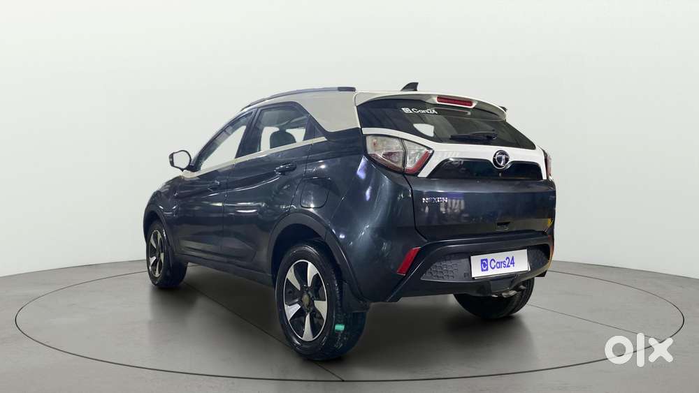 Tata Nexon 1.2 Revotron Xza Plus Dualtone, 2018, Petrol