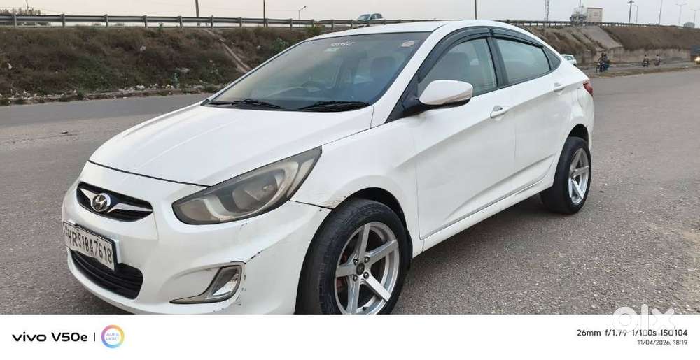 Hyundai Verna 1.6 Sx Vtvt, 2014, Petrol