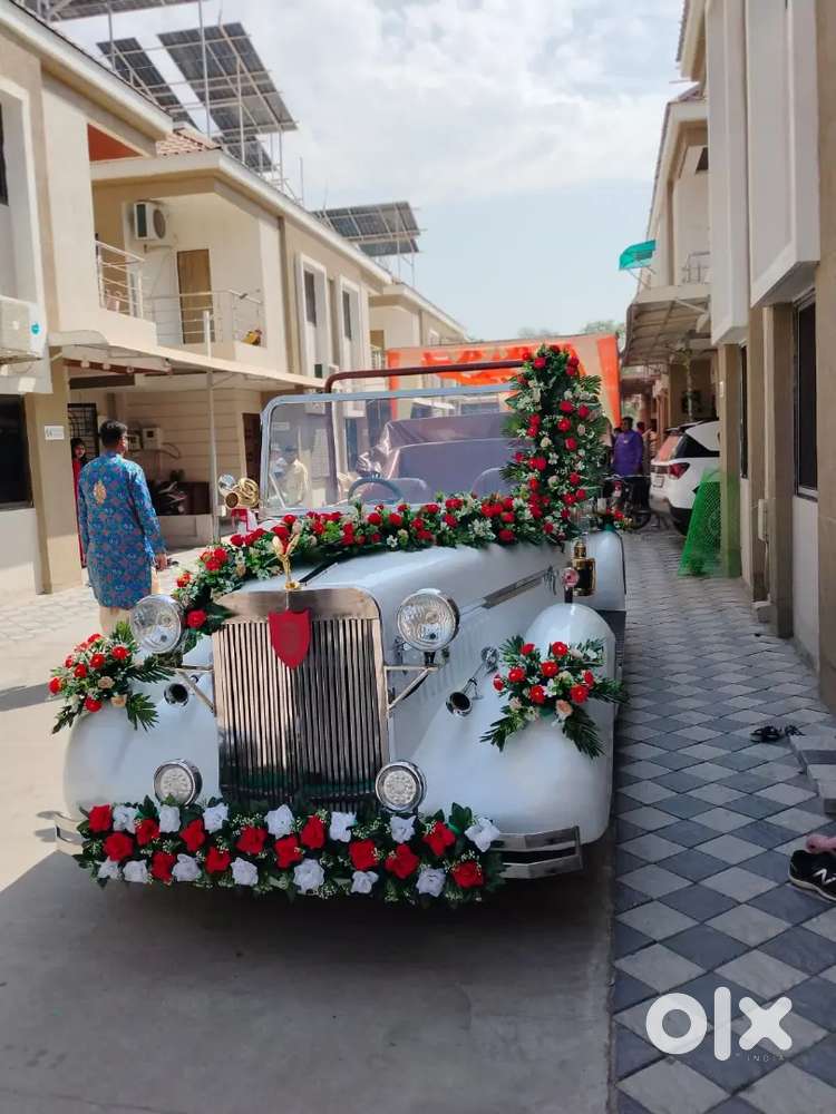 Vintage Car (rolls Royce Modifide)