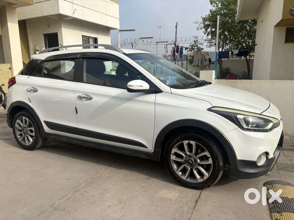 Hyundai I20 Active 2015 Diesel 103500 Km Driven