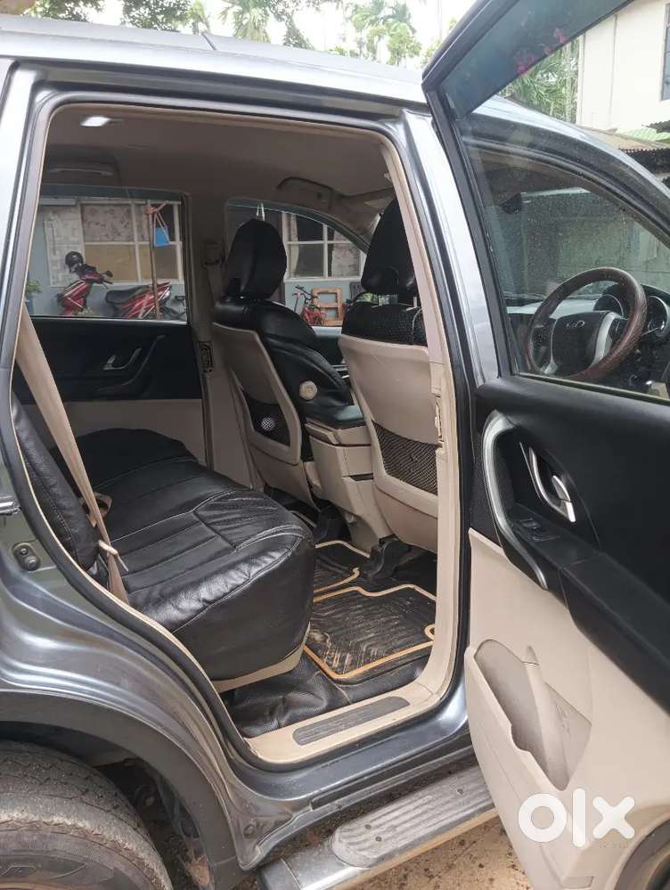 Mahindra Xuv500 2018