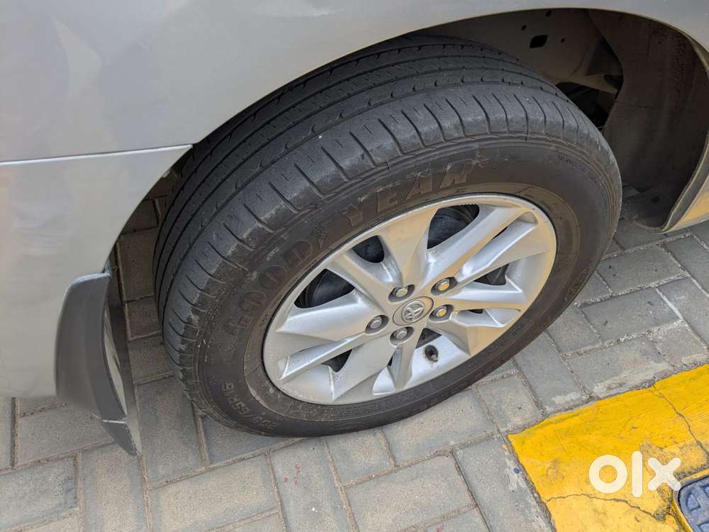 Toyota Innova Crysta [2020-ongoing] 2.7 Gx Mt 7 Str, 2020, Diesel