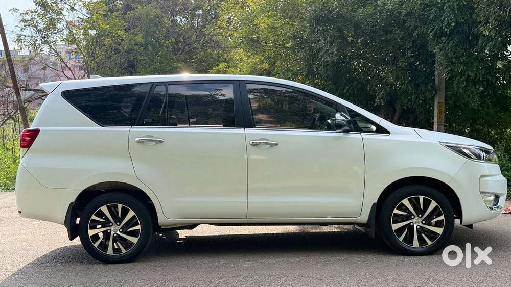 Toyota Innova Crysta Zx 2.4 Diesel 7 Seater, 2024, Diesel