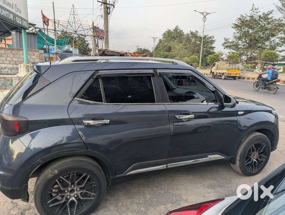 Hyundai Venue S Turbo, 2021, Petrol