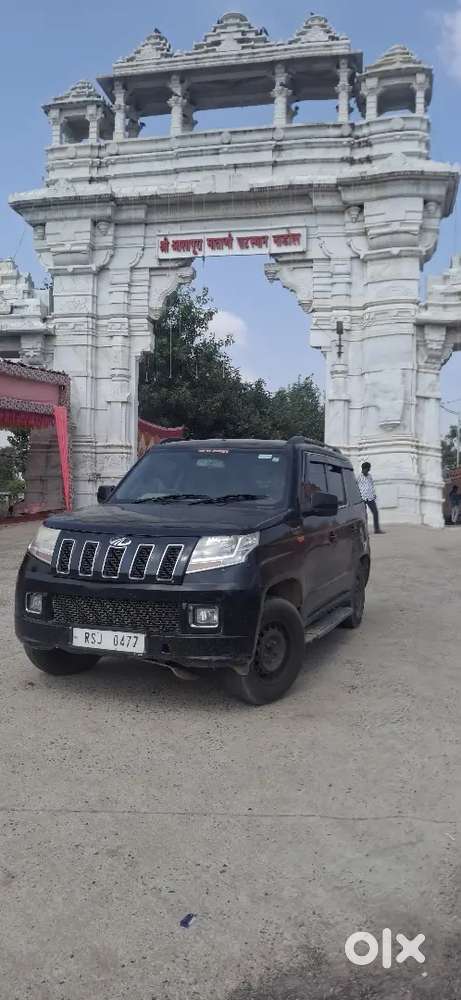 Mahindra Tuv 300 2017