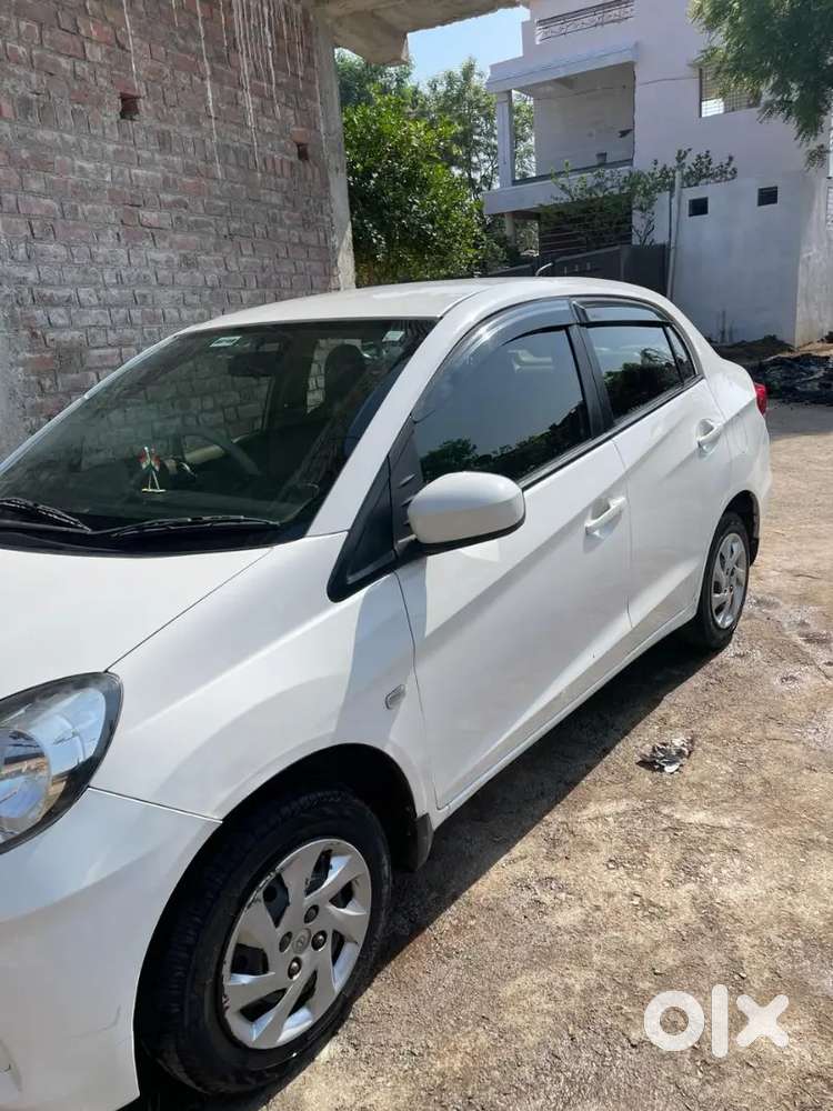 Honda Amaze 2014