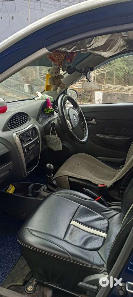 Alto 800 With Full Alloys And Rear Camera