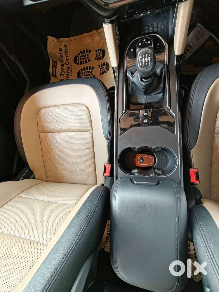 Tata Safari 2022 Diesel 39800 Km Driven