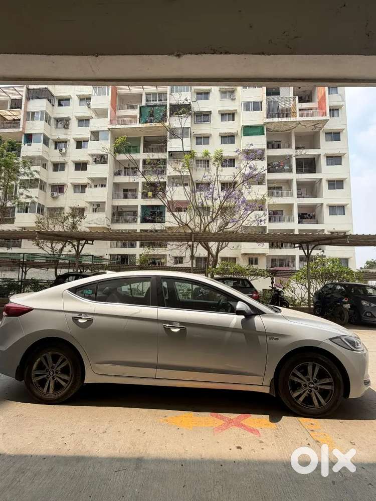 Hyundai New Elantra 2017 Petrol Well Maintained