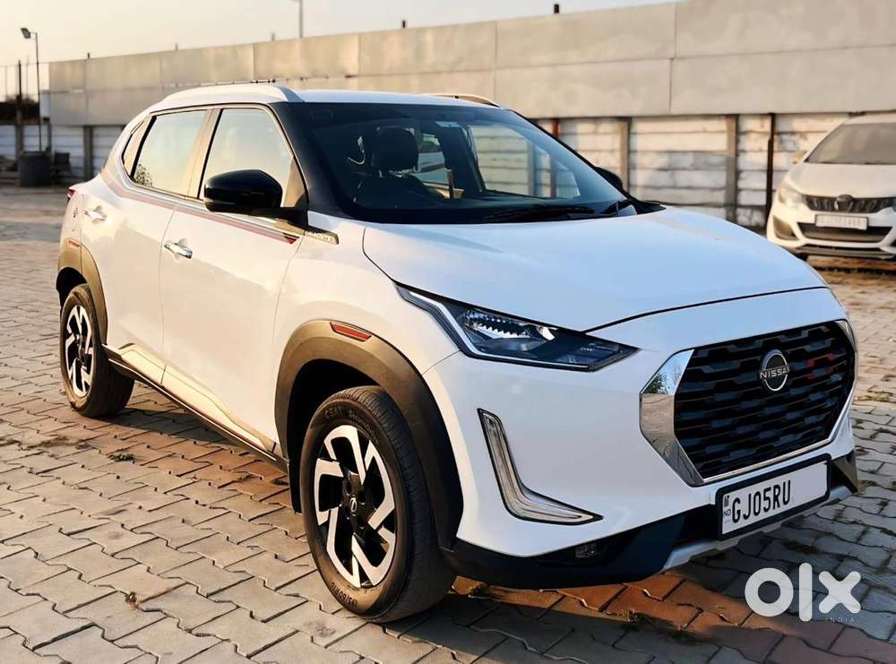 Nissan Magnite 1.0 Xv, 2023, Petrol