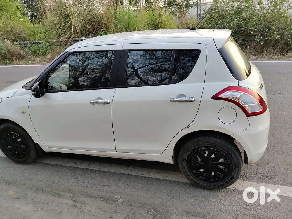 Maruti Suzuki Swift 2017 Diesel 81263 Km Driven