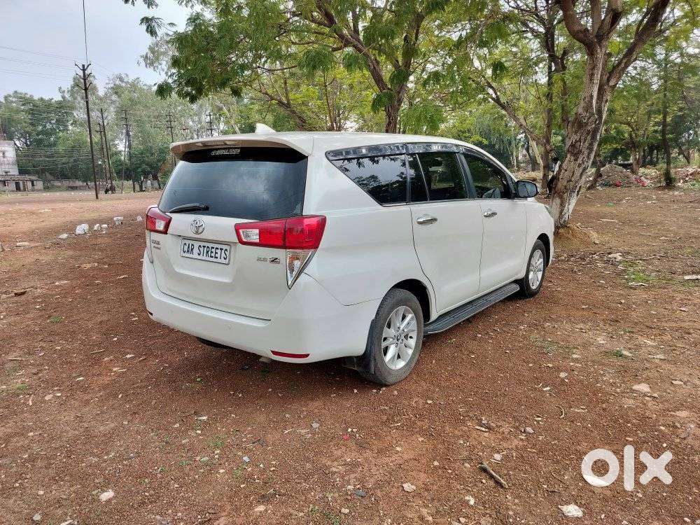 Toyota Innova Crysta 2.8 Z, 2017, Diesel