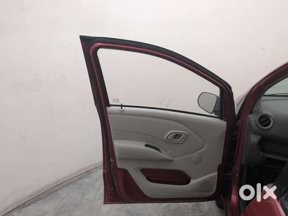 Datsun Redigo T Option, 2016, Petrol