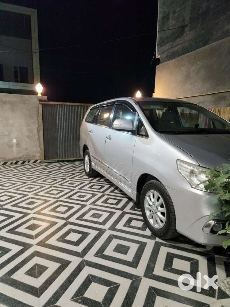 Toyota Innova 2014 Diesel 55000 Km Driven