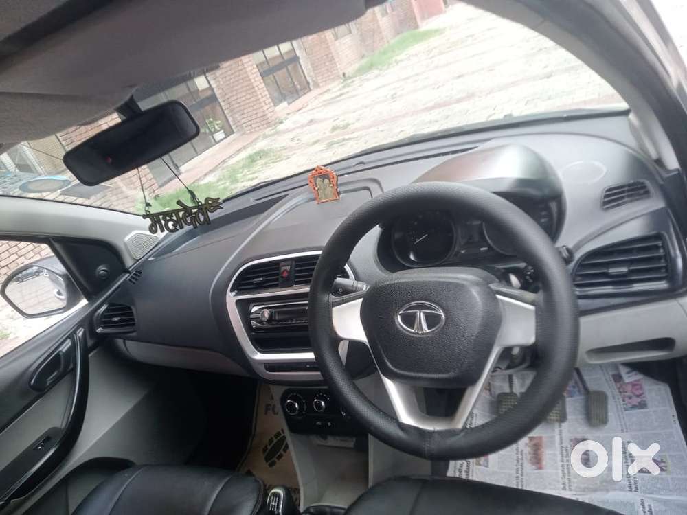 Tata Tiago 1.05 Revotorq Xz, 2016, Petrol