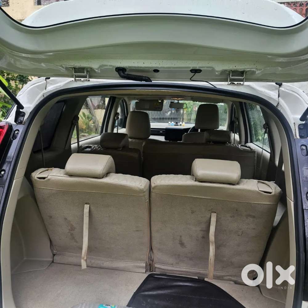 शानदार कंडीशन में Maruti Ertiga Vxi