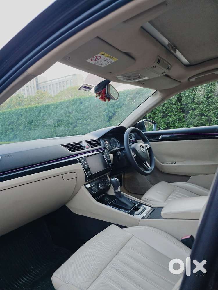 Skoda Superb L&k 2.0 Tdi At, 2017, Diesel