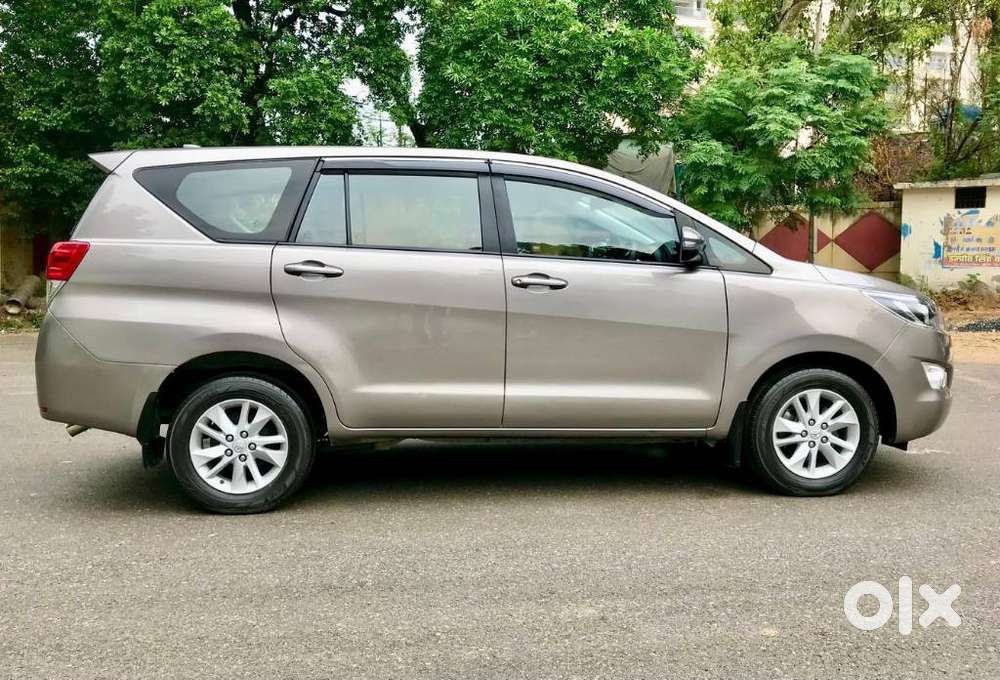 Toyota Innova Crysta [2020-ongoing] 2.4 Gx At 7 Str, 2020, Diesel