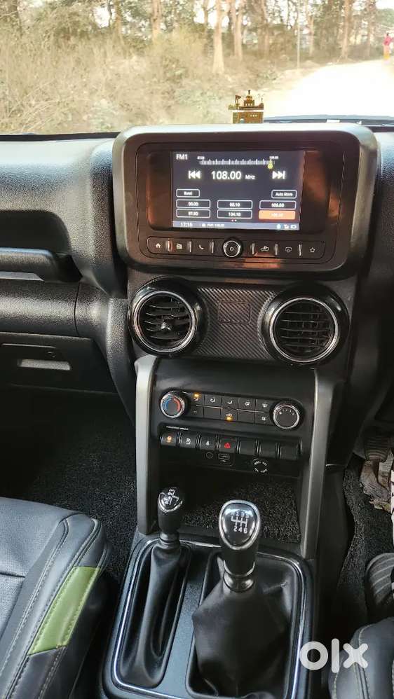 2022 Mahindra Thar Lx Petrol 4wd