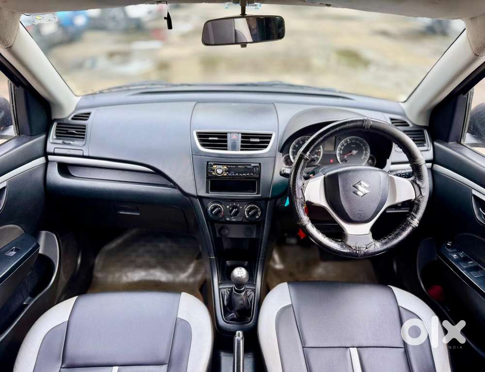 Maruti Suzuki Swift Vxi + Manual, 2012, Petrol