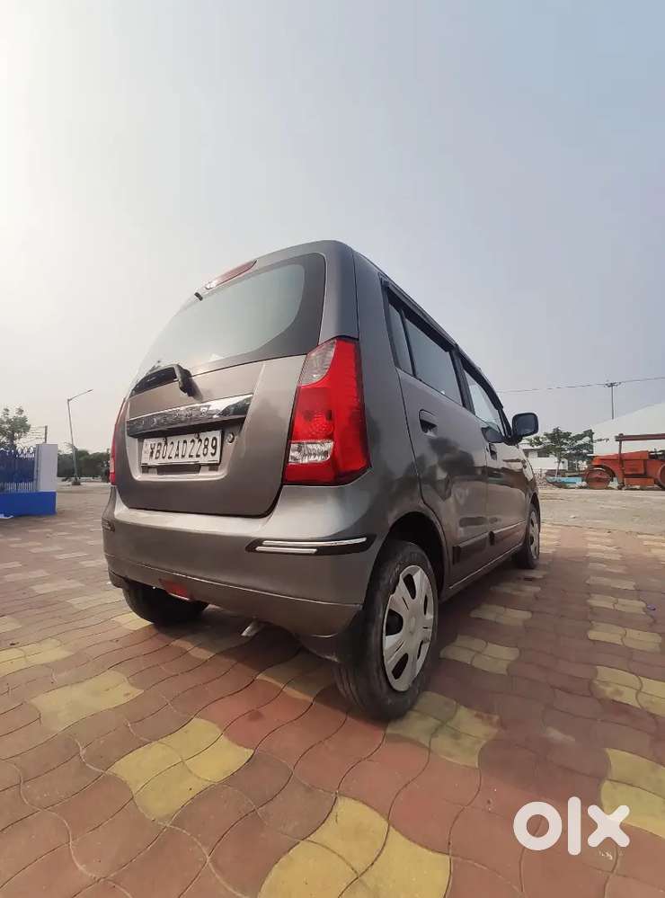 Maruti Suzuki Wagon R 2013 Petrol Well Maintained