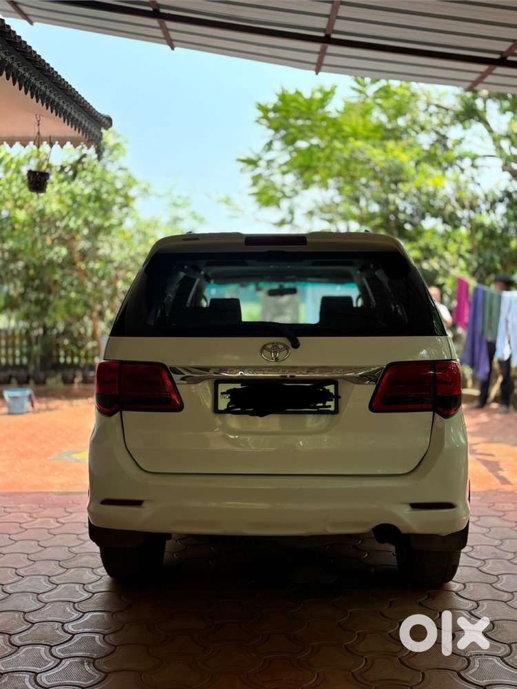 Toyota Fortuner 2014 Diesel 210000 Km Driven