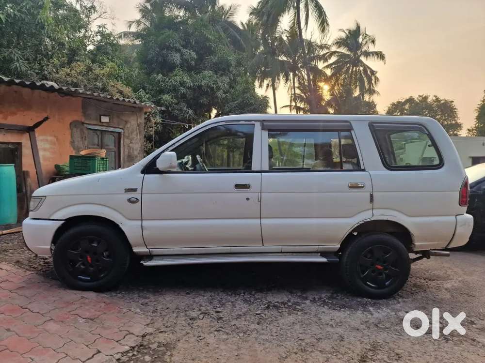 Chevrolet Tavera Neo 2012 Diesel 313336 Km Driven