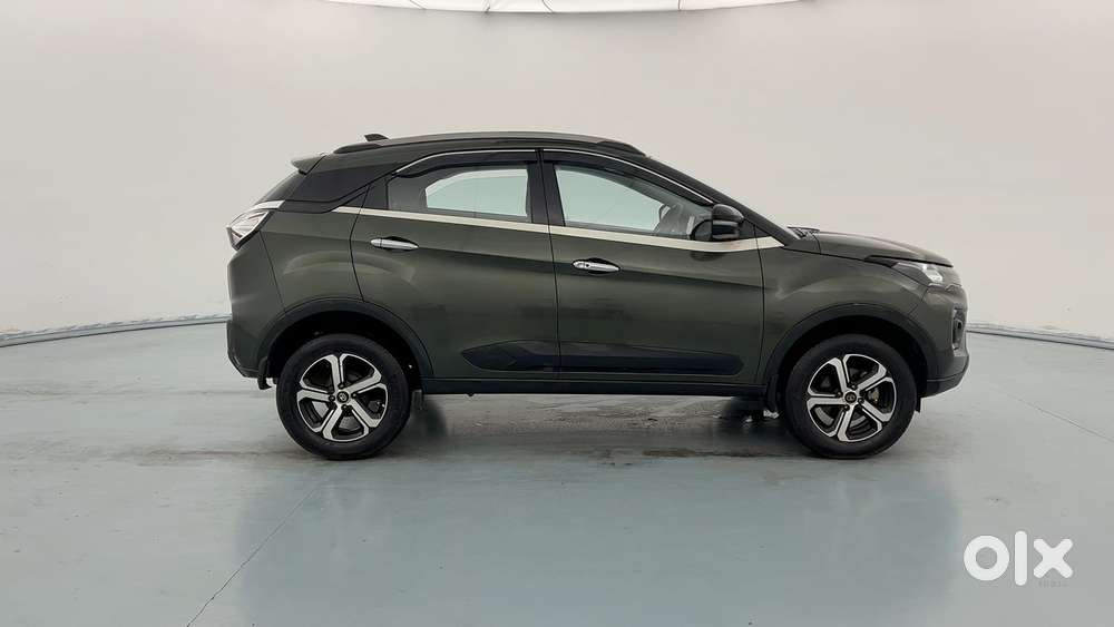 Tata Nexon 1.2 Revotron Xza Plus, 2022, Petrol