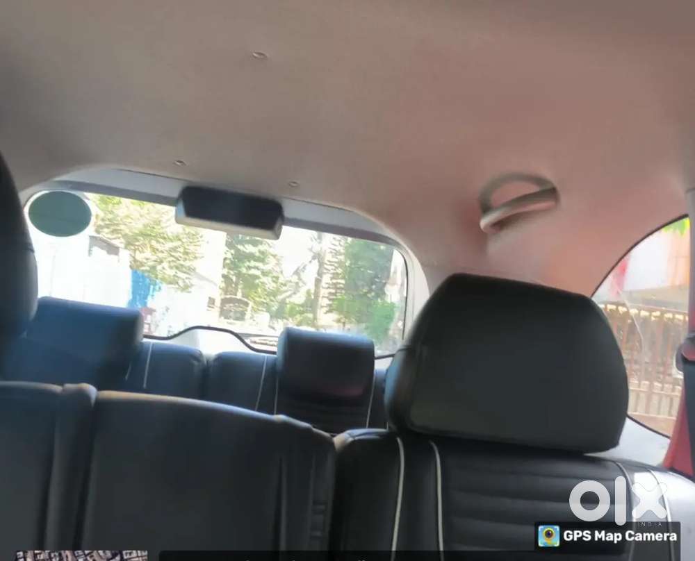 Family Car 7 Seater Good Condition With New Cng Used Only 1yrs