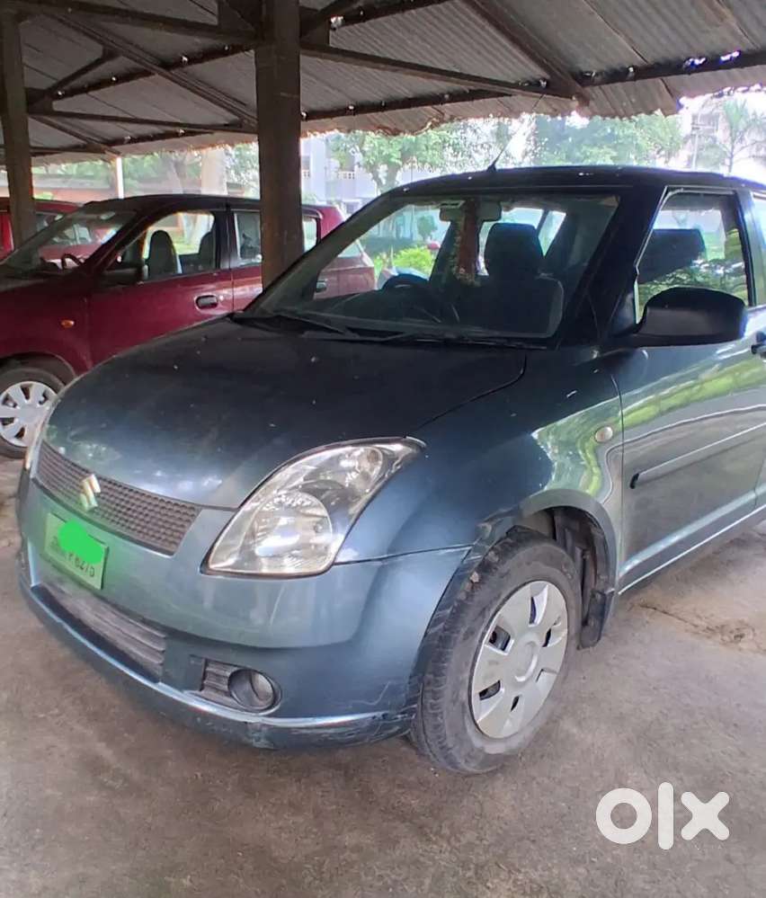 Swift 1.3 Vxi Petrol 2006