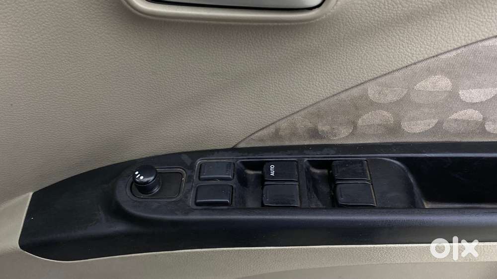 Maruti Suzuki Celerio 2014-2017 Zxi At, 2016, Petrol