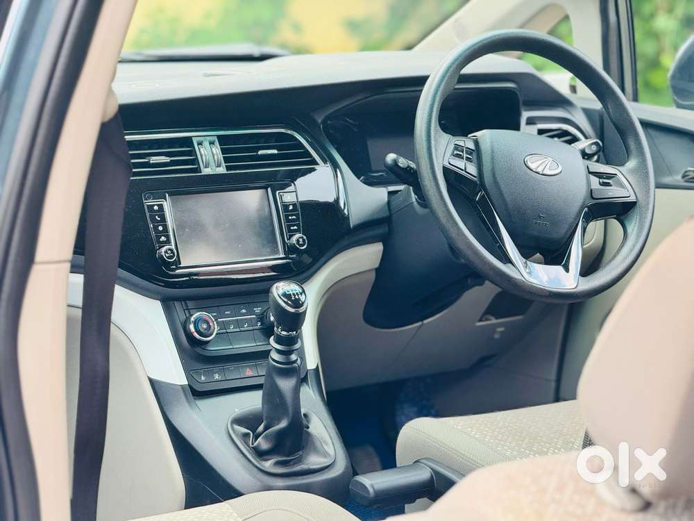 Mahindra Marazzo M6, 2019, Diesel