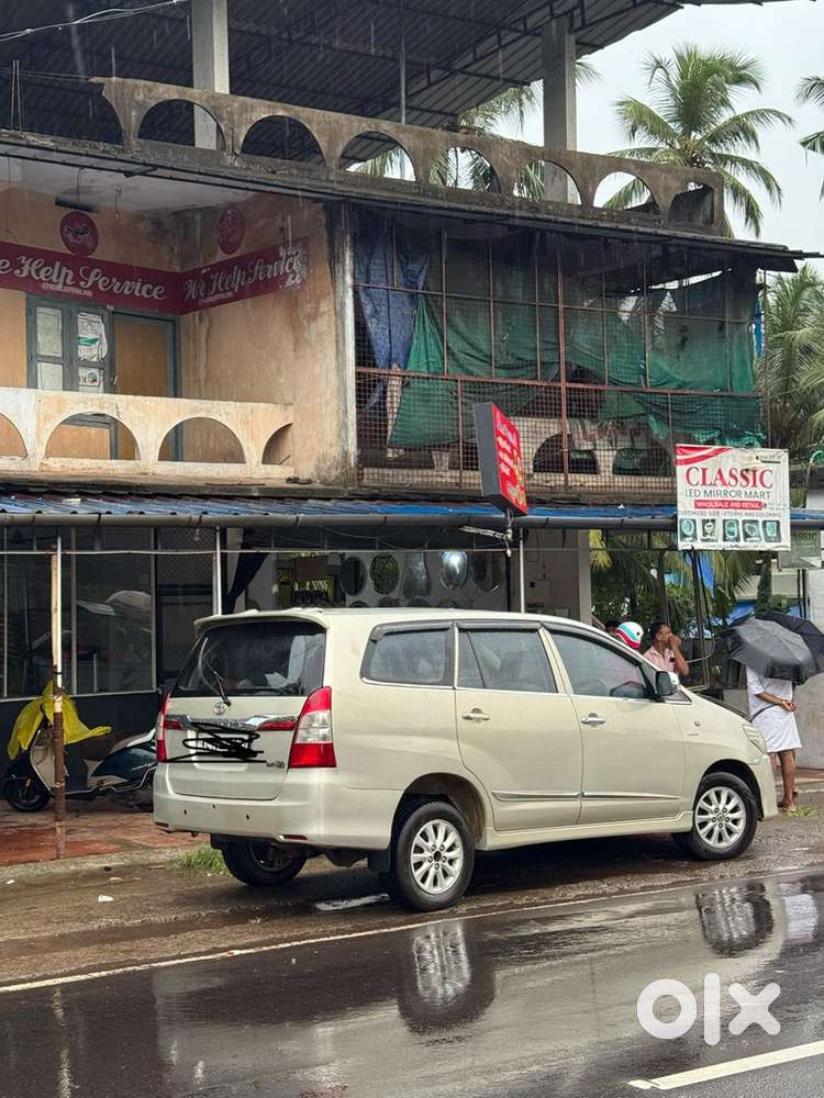 Toyota Innova 2013 Diesel Well Maintained