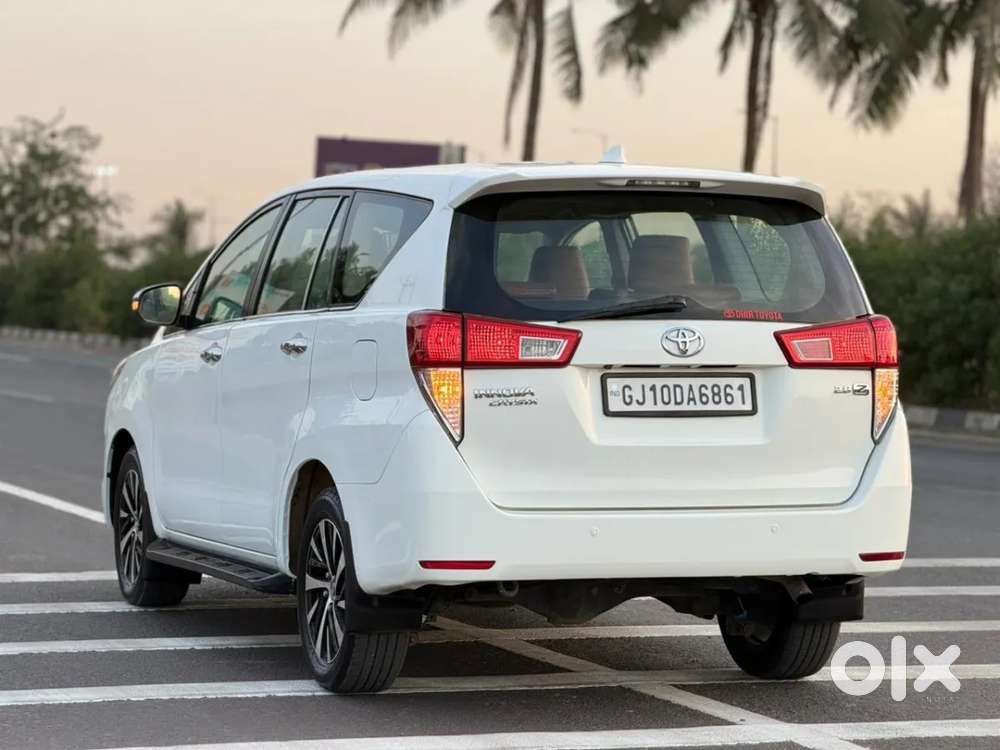 Toyota Innova Crysta 2.8 Zx At 7 Seater, 2019, Diesel