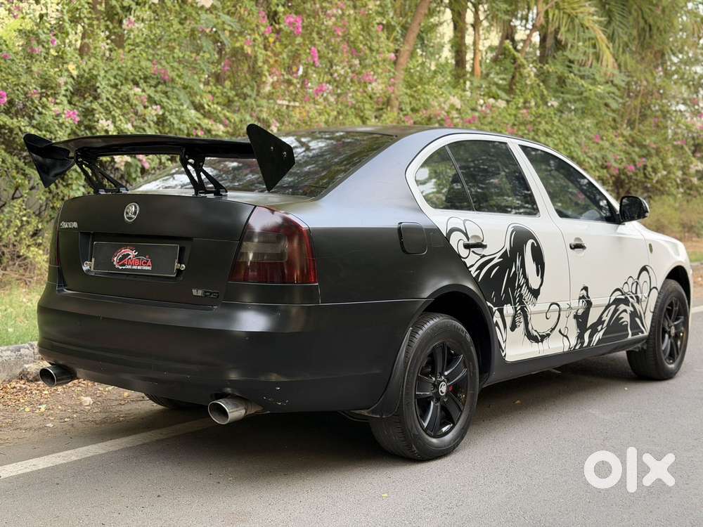 Skoda Laura 1.8 Tsi Ambiente, 2009, Petrol