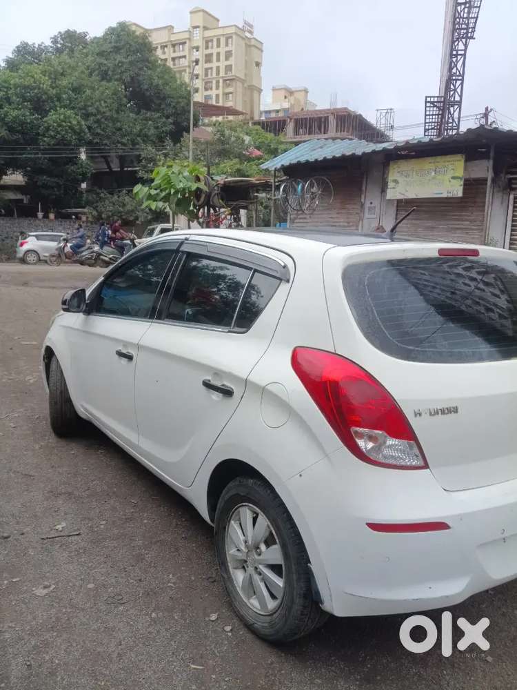2013 Hyundai I20 Sportz New Tyer  New Battery