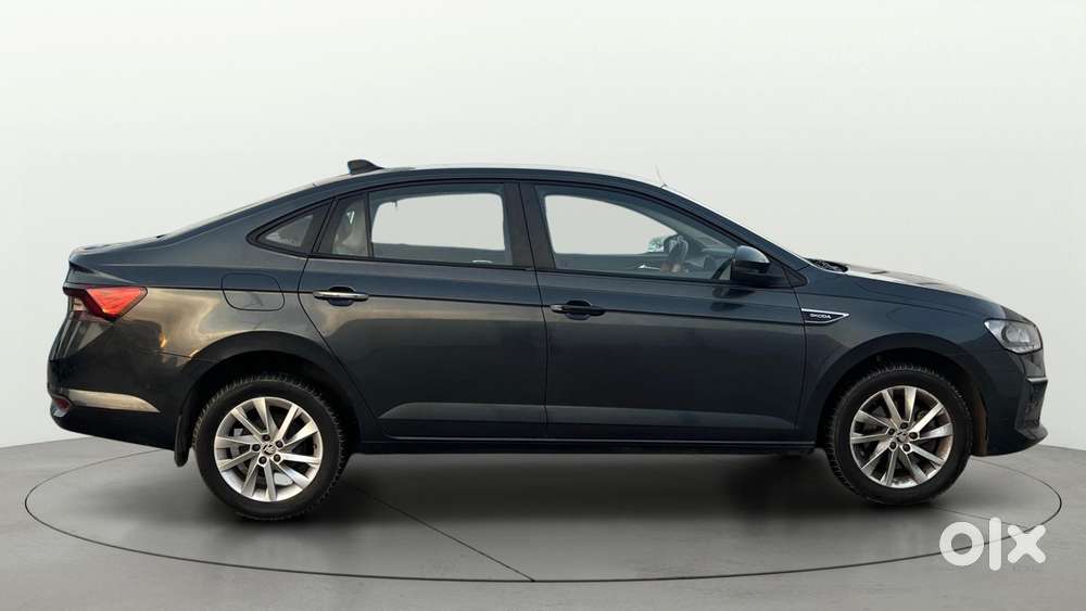 Skoda Slavia Ambition 1.5l Tsi Mt, 2023, Petrol