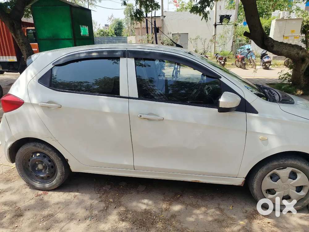 Tata Tiago 2017 Petrol Well Maintained