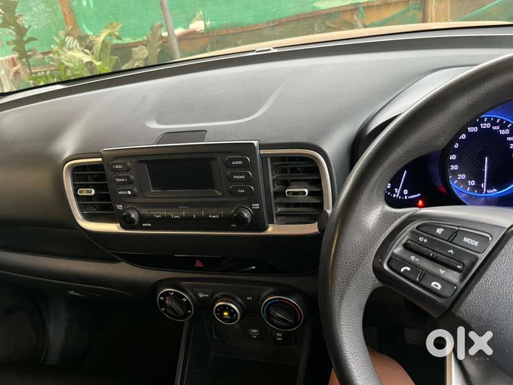 Hyundai Venue 2020 Petrol 39000 Km Driven