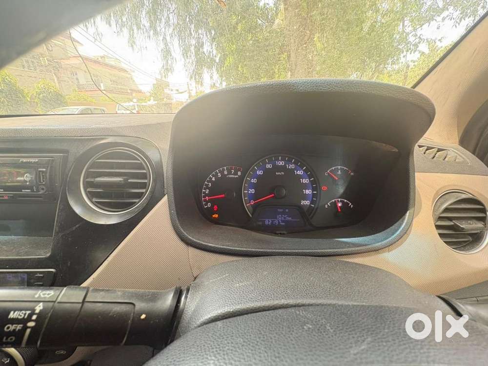 Hyundai Xcent 2016 Petrol Well Maintained