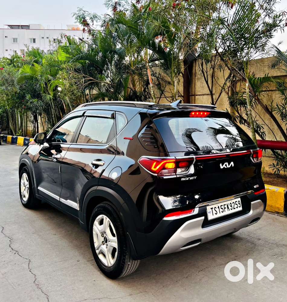 Kia Sonet Petrol 2023