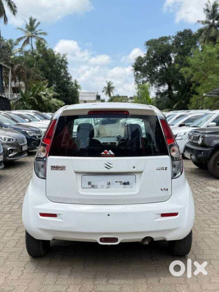 Maruti Suzuki Ritz Vxi Genus, 2014, Petrol