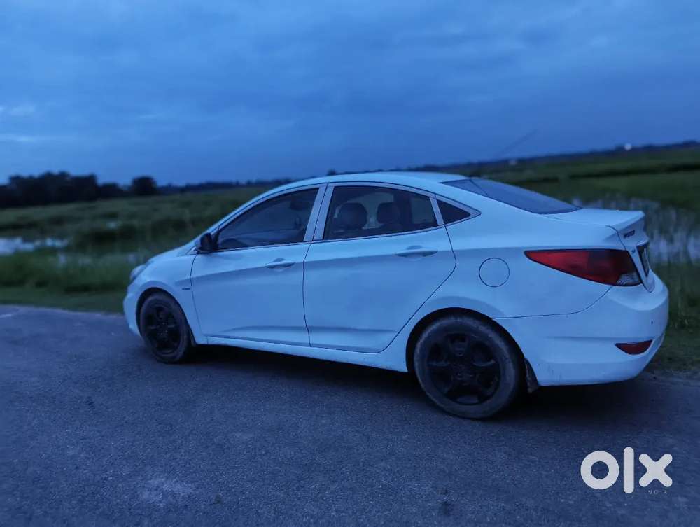 Hyundai Verna 2013