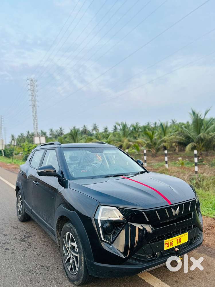 Mahindra Xuv 3xo 2024 Diesel Well Maintained